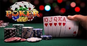 Các vị trí trên bàn Texas Hold’em và lợi thế hành động muộn